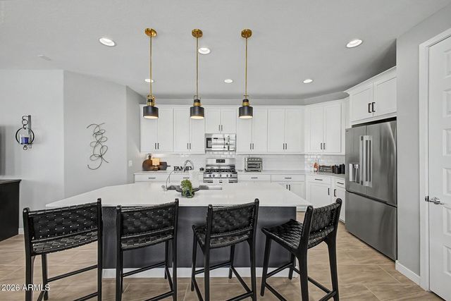 121 E VIRGO Place, Chandler, AZ 85249
