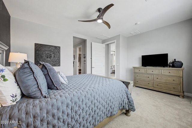 121 E VIRGO Place, Chandler, AZ 85249