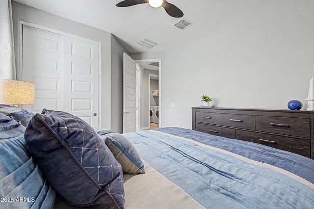 121 E VIRGO Place, Chandler, AZ 85249