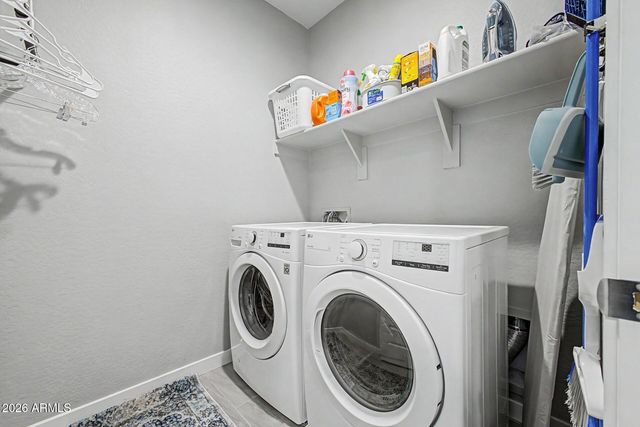121 E VIRGO Place, Chandler, AZ 85249
