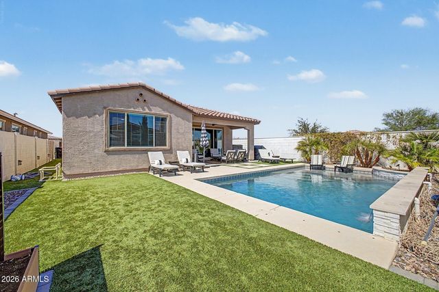 121 E VIRGO Place, Chandler, AZ 85249