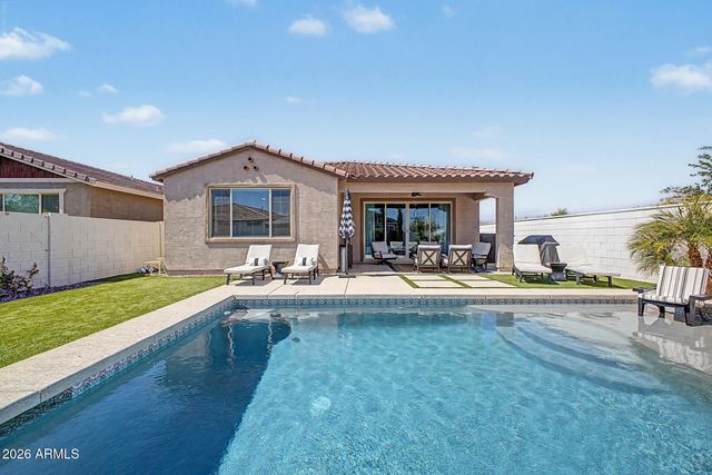 121 E VIRGO Place, Chandler, AZ 85249