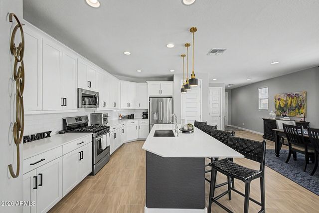 121 E VIRGO Place, Chandler, AZ 85249