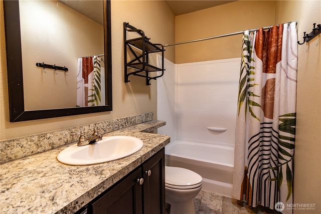 2165 Lynnette Place NW, Bremerton, WA 98312