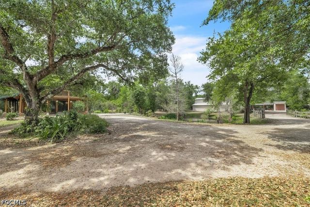 1807 NW Owens AVE, Arcadia, FL 34266