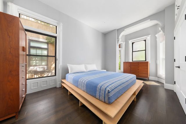 256 JEFFERSON Avenue, New York City, NY 11216