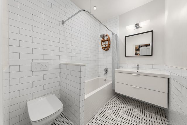 256 JEFFERSON Avenue, New York City, NY 11216