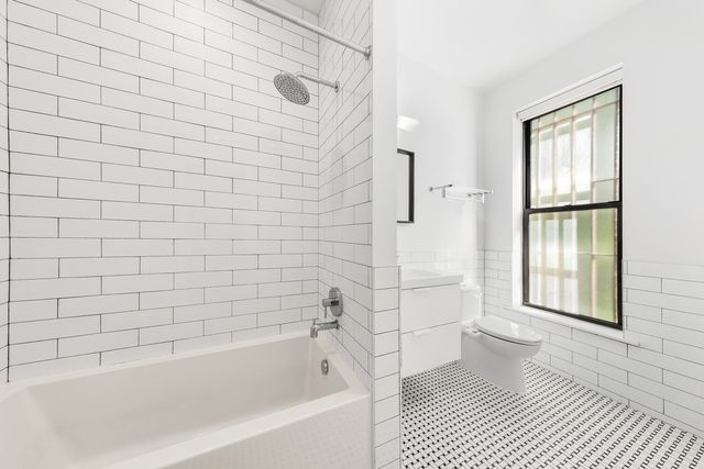 256 JEFFERSON Avenue, New York City, NY 11216