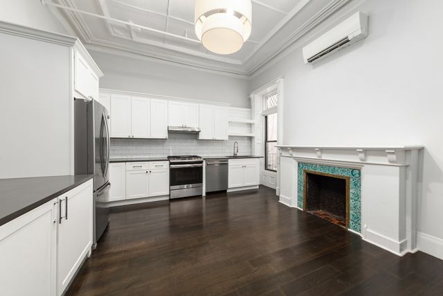 256 JEFFERSON Avenue, New York City, NY 11216
