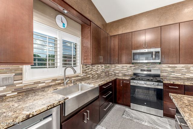 11217 E RAFAEL Avenue, Mesa, AZ 85212