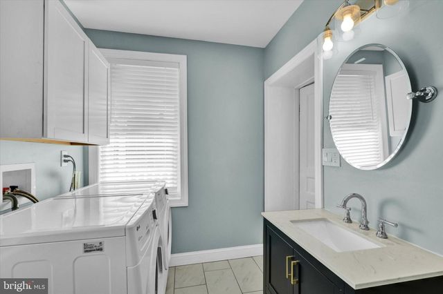 205 HERMITAGE ST, Philadelphia, PA 19127