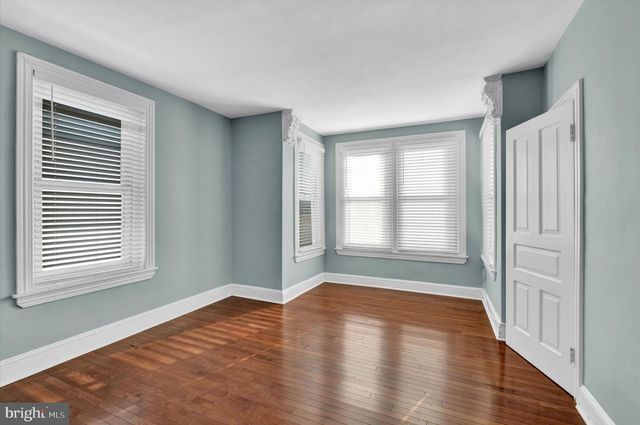 205 HERMITAGE ST, Philadelphia, PA 19127