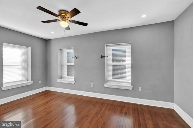 205 HERMITAGE ST, Philadelphia, PA 19127