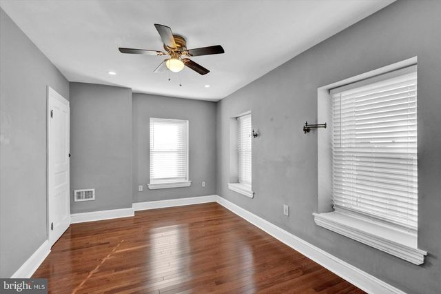 205 HERMITAGE ST, Philadelphia, PA 19127