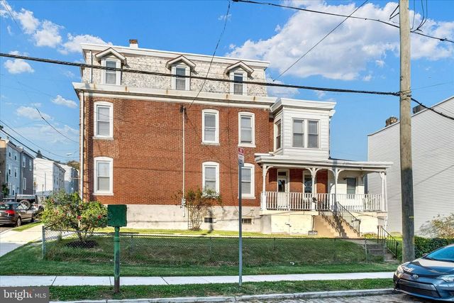205 HERMITAGE ST, Philadelphia, PA 19127