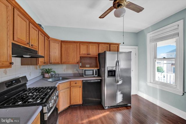 205 HERMITAGE ST, Philadelphia, PA 19127