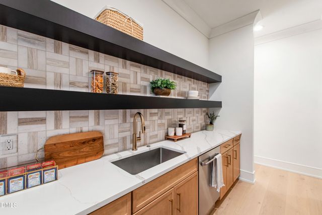 405 Latimer Road, Raleigh, NC 27609