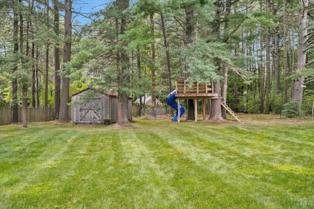 79 Woburn St, Andover, MA 01810