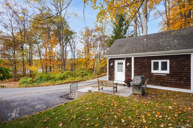 153 Lake Kitchawan Drive, South Salem, NY 10590
