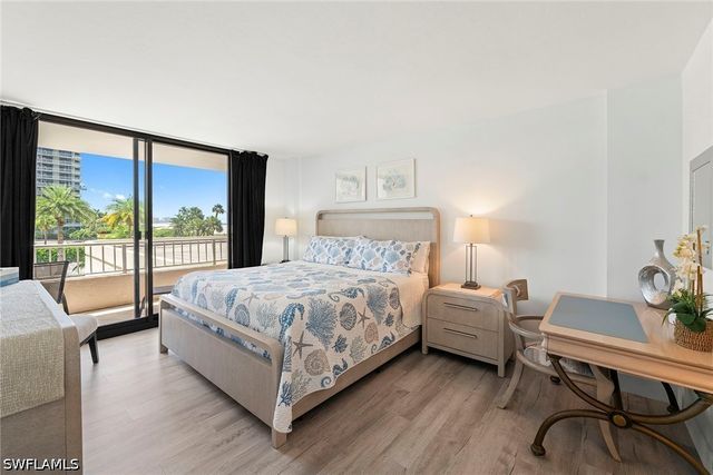 380 Seaview CT 207, Marco Island, FL 34145