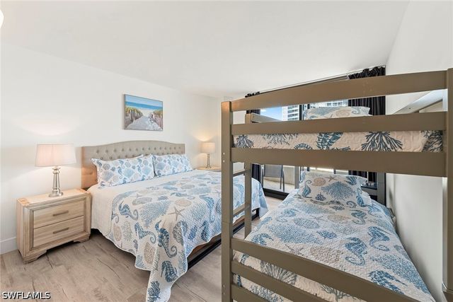 380 Seaview CT 207, Marco Island, FL 34145
