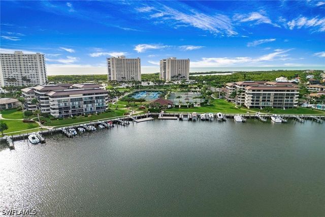 380 Seaview CT 207, Marco Island, FL 34145