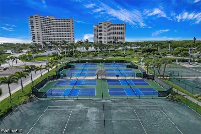 380 Seaview CT 207, Marco Island, FL 34145