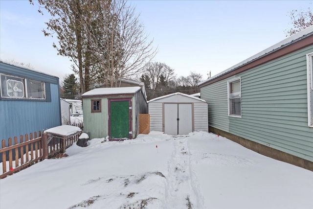 63 Kapica Lane, Milton, VT 05468