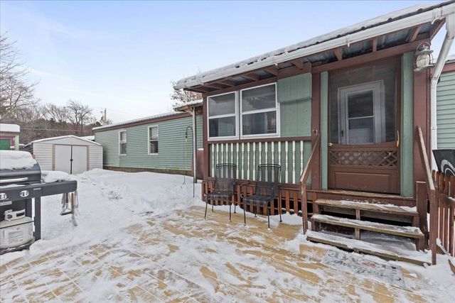 63 Kapica Lane, Milton, VT 05468