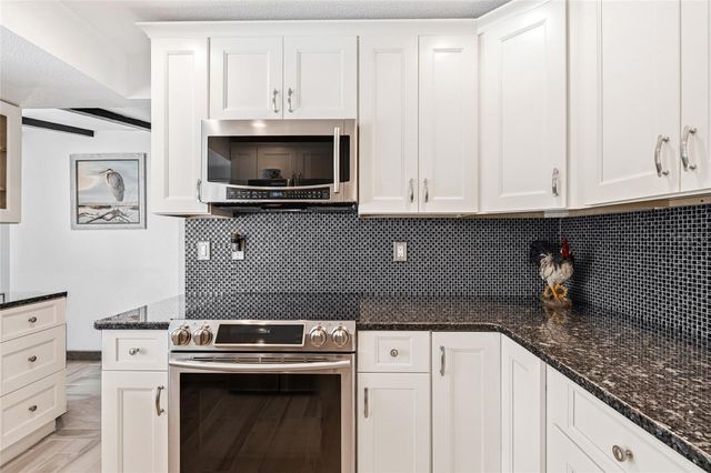 22198 NEW YORK AVENUE, Port Charlotte, FL 33952