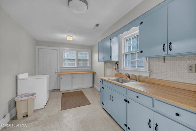 3142 Wrightsville Avenue, Wilmington, NC 28403