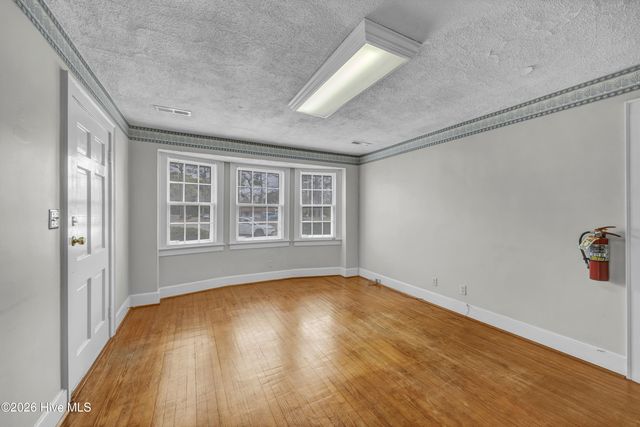 3142 Wrightsville Avenue, Wilmington, NC 28403