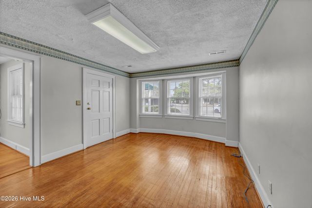 3142 Wrightsville Avenue, Wilmington, NC 28403