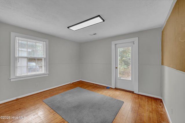 3142 Wrightsville Avenue, Wilmington, NC 28403