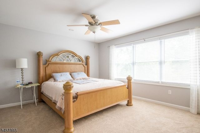 7 White Oak Dr, Vernon Twp., NJ 07461