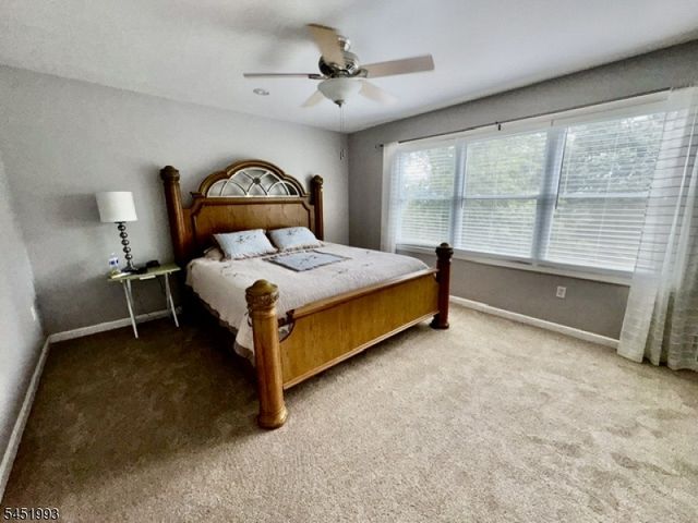 7 White Oak Dr, Vernon Twp., NJ 07461