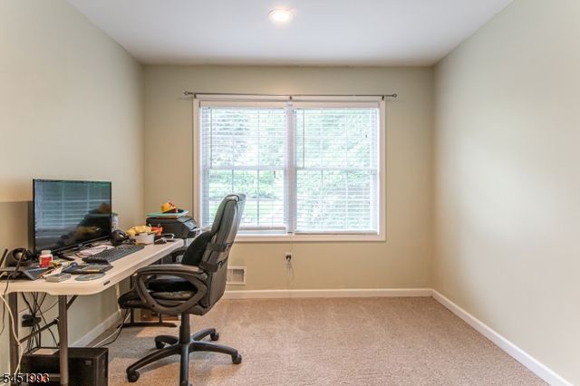 7 White Oak Dr, Vernon Twp., NJ 07461