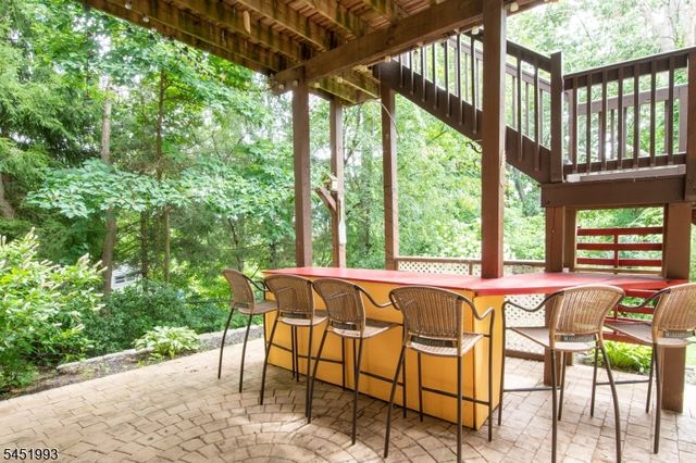 7 White Oak Dr, Vernon Twp., NJ 07461
