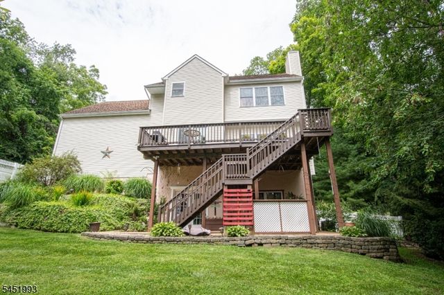 7 White Oak Dr, Vernon Twp., NJ 07461