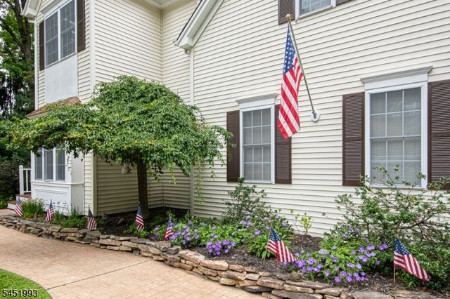 7 White Oak Dr, Vernon Twp., NJ 07461