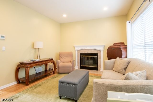 7 White Oak Dr, Vernon Twp., NJ 07461