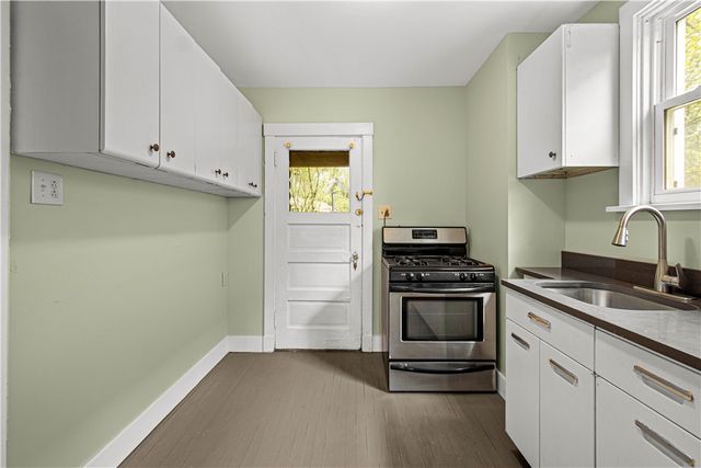 3011 Pyramid Ave, Brentwood, PA 15227