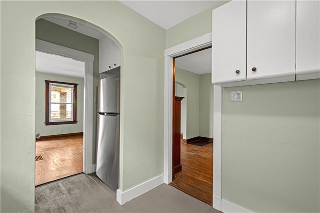 3011 Pyramid Ave, Brentwood, PA 15227