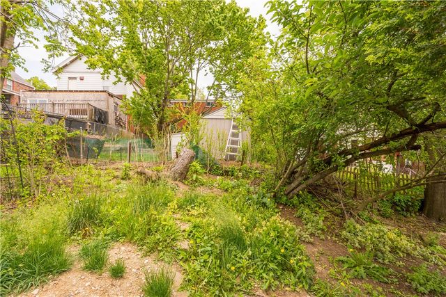 3011 Pyramid Ave, Brentwood, PA 15227