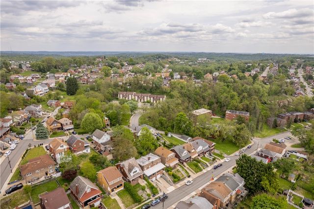 3011 Pyramid Ave, Brentwood, PA 15227