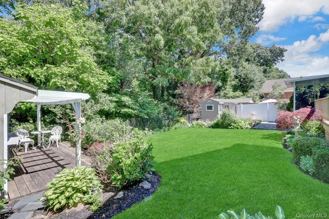 1152 Lakeshore Drive, Massapequa Park, NY 11762