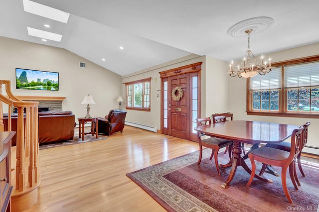 1152 Lakeshore Drive, Massapequa Park, NY 11762