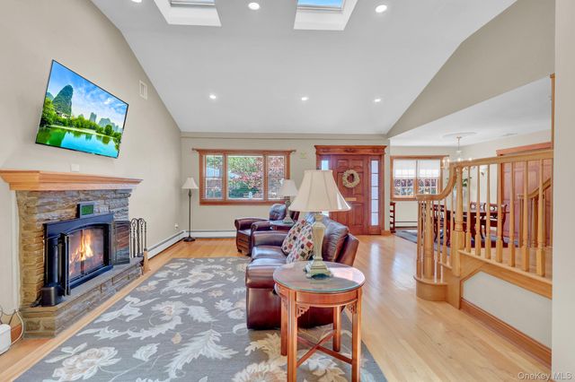 1152 Lakeshore Drive, Massapequa Park, NY 11762