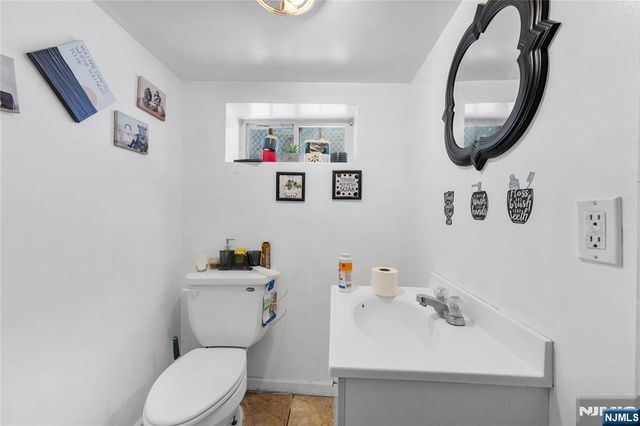 280 8th Avenue, Paterson, NJ 07514