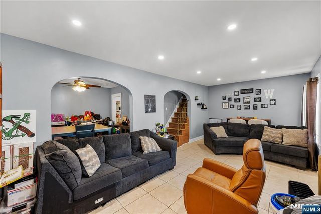 280 8th Avenue, Paterson, NJ 07514